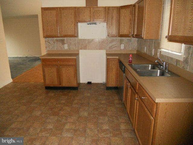344 Brodfield Road Colonial Beach, VA 22443 - Photo 10 of 29 Kitchen