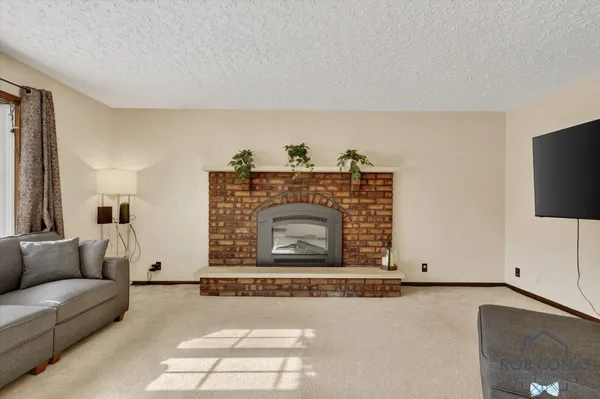 $360,000 | 2057 108th Avenue, Otsego, MI 49078