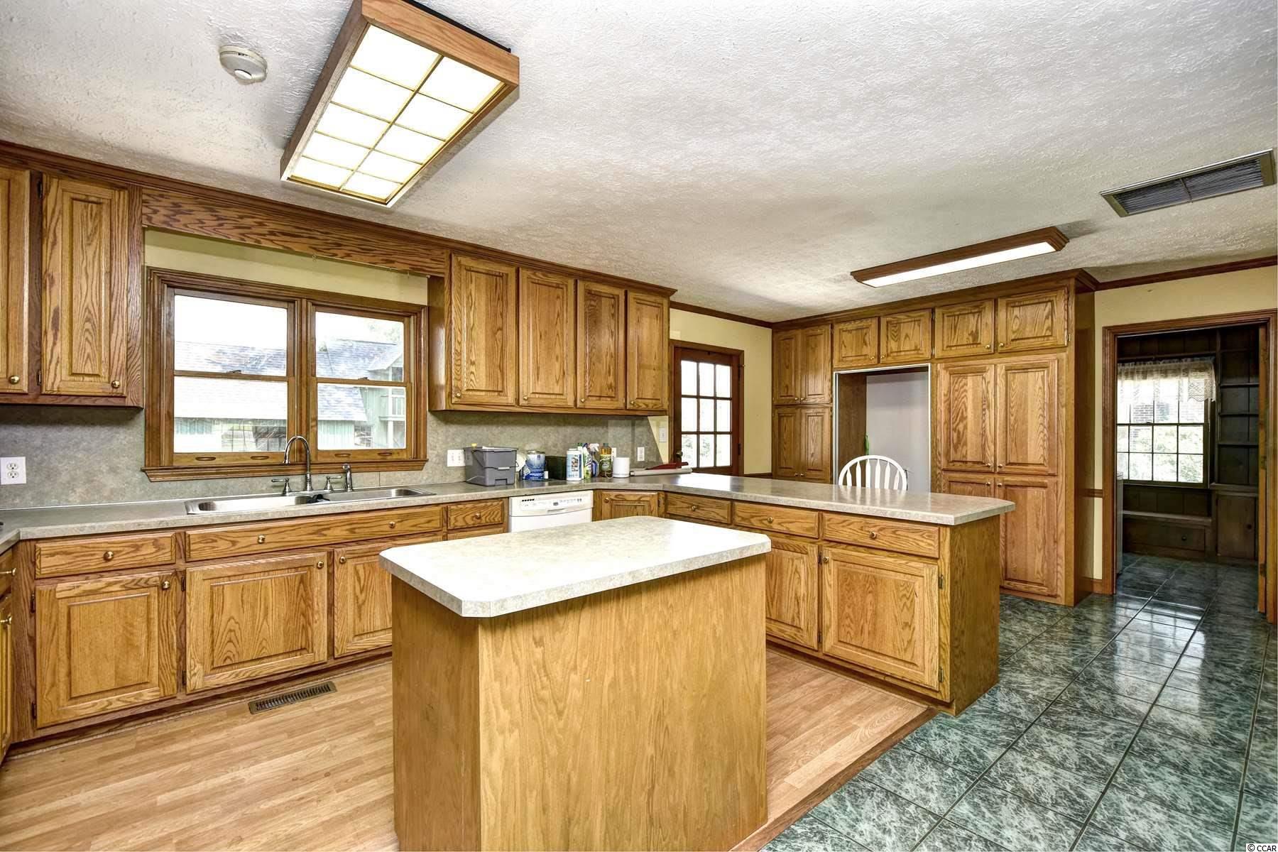 1308 Forest View Road Conway, SC 29526 - Photo 11 of 36 Gallery Image 11