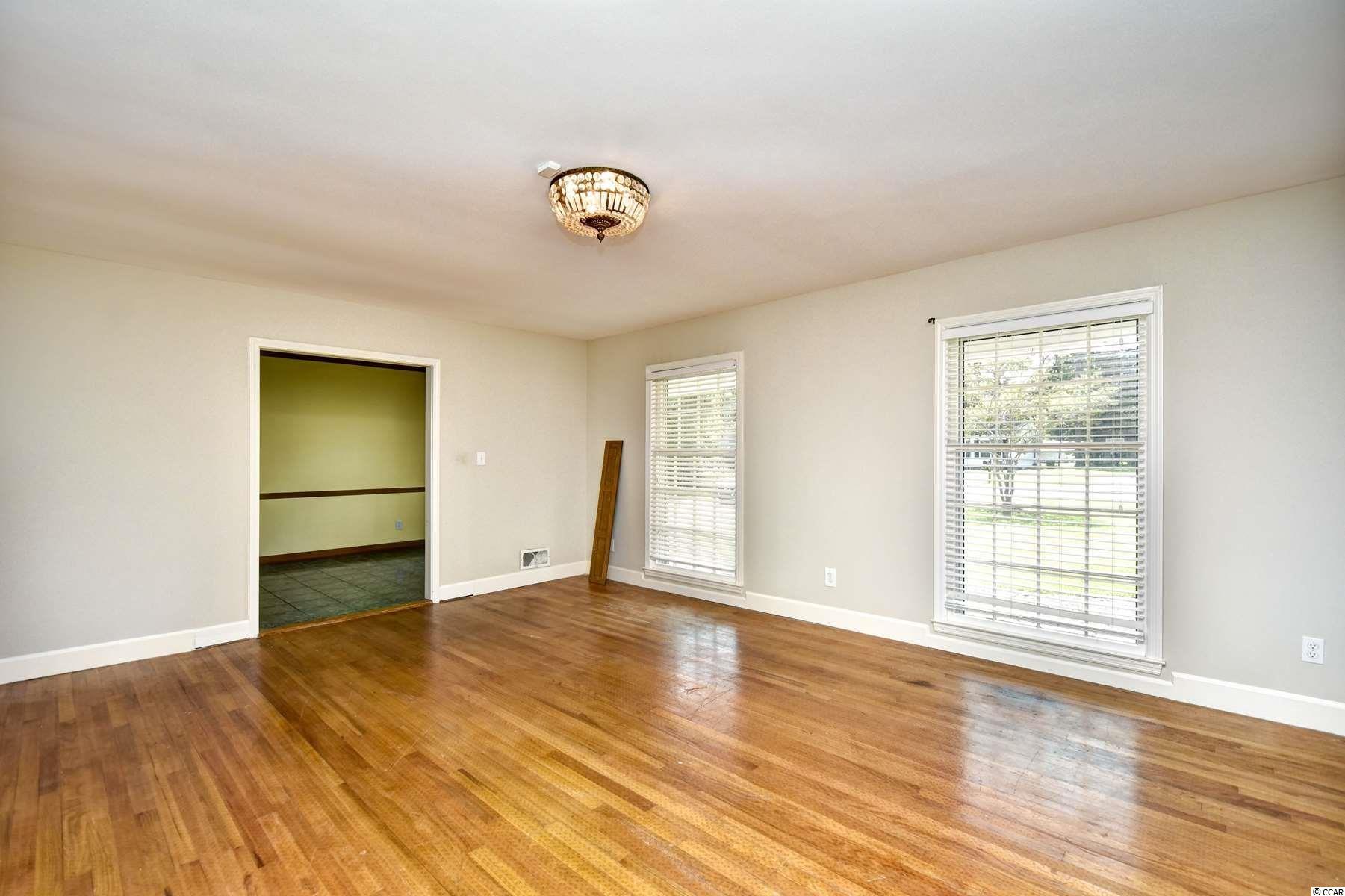 1308 Forest View Road Conway, SC 29526 - Photo 5 of 36 Gallery Image 5