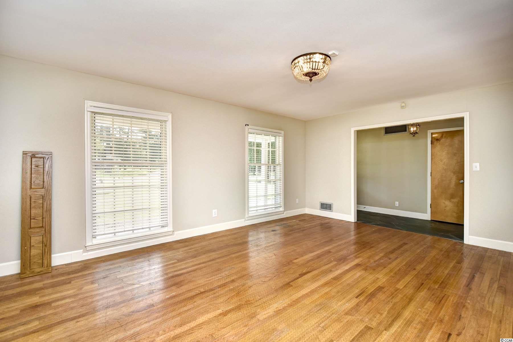 1308 Forest View Road Conway, SC 29526 - Photo 6 of 36 Gallery Image 6