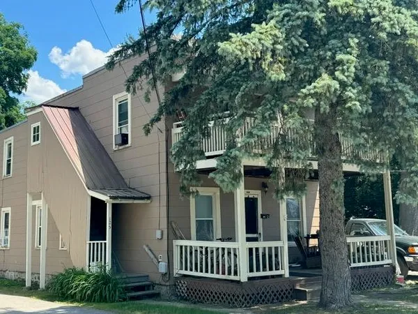$249,900 | 123 Bradford Street, Bennington, VT 05201