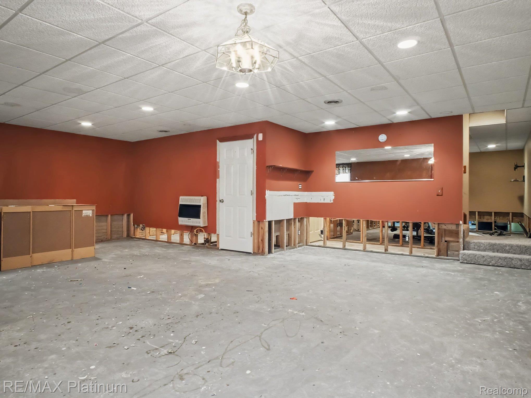 3215 Rafferty Drive Howell, MI 48843 - Photo 19 of 35 008_file_1031.jpg