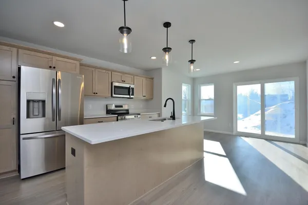 $512,900 | 919 5 Mile Road, Caledonia, WI 53402