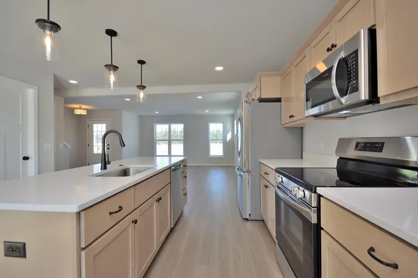 $512,900 | 919 5 Mile Road, Caledonia, WI 53402