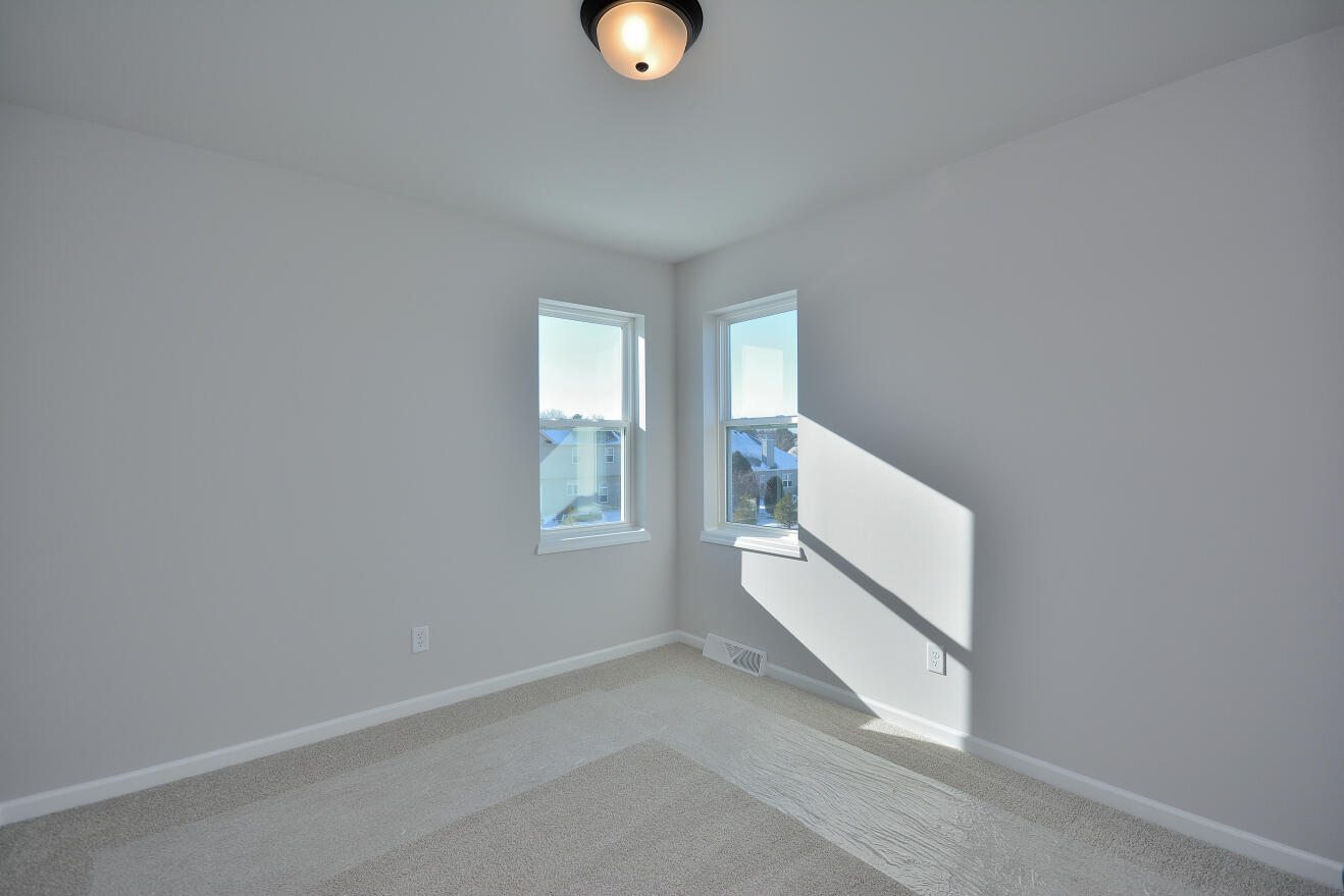 919 5 Mile Road Caledonia, WI 53402 - Photo 6 of 25 3 GWE (17)