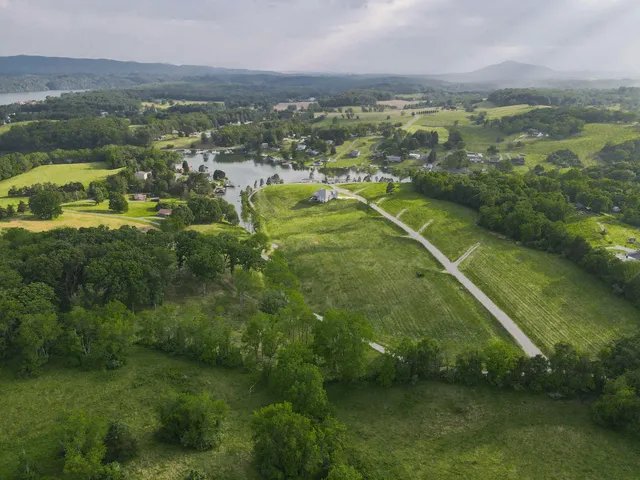 $250,000 | Lot 8 Tanager Cove, Dublin, VA 24084