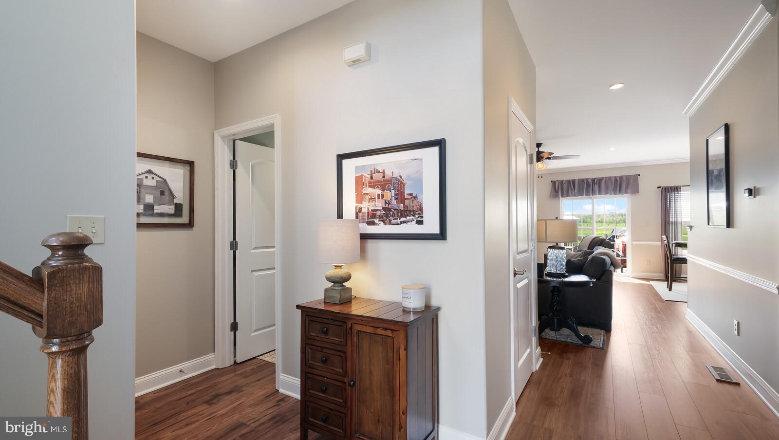 454 Buchanan Road Perkasie, PA 18944 - Photo 4 of 32 Breathtaking Entrance