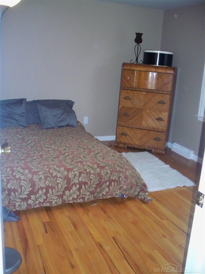 28846 Raleigh Road Farmington Hills, MI 48336 - Photo 25 of 30