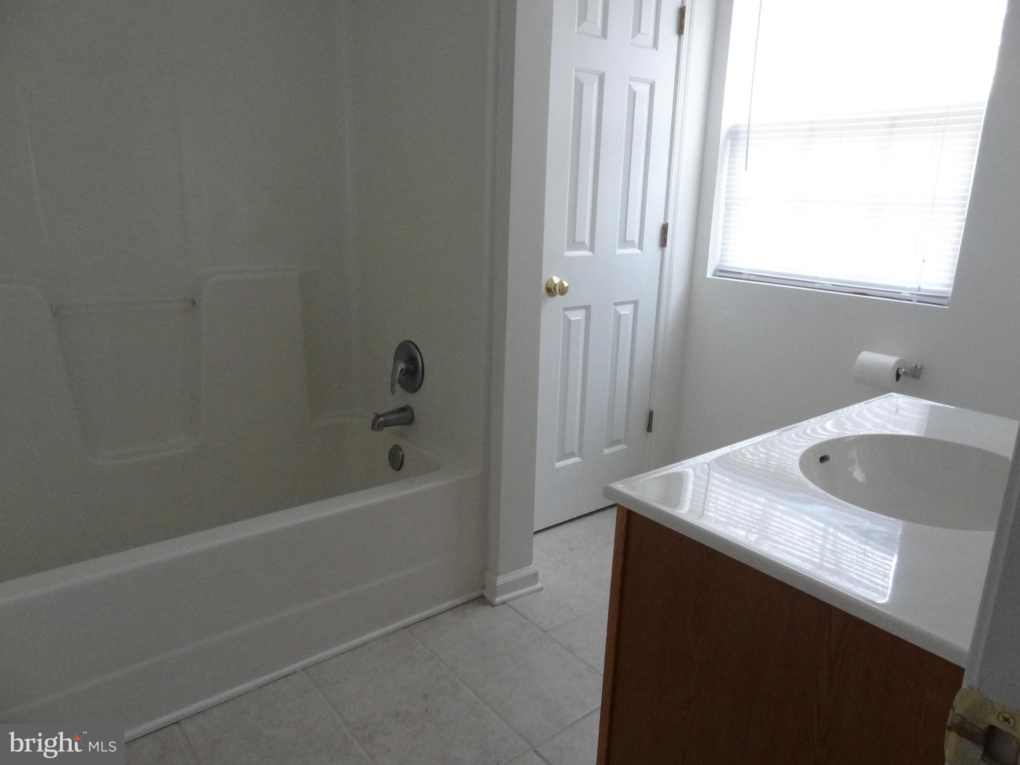 122 Ash Road Louisa, VA 23093 - Photo 18 of 21 Bath
