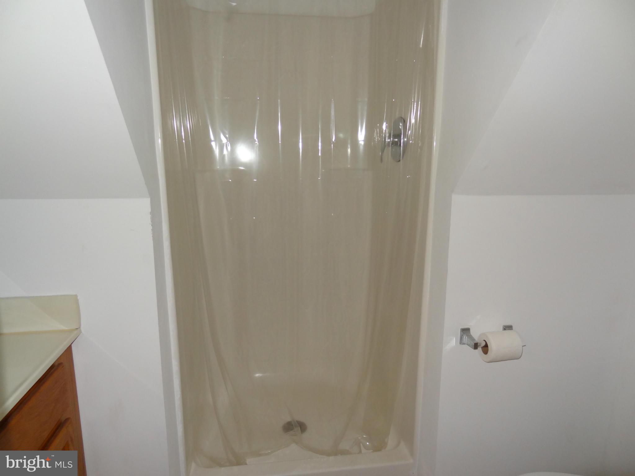 122 Ash Road Louisa, VA 23093 - Photo 20 of 21 Bath