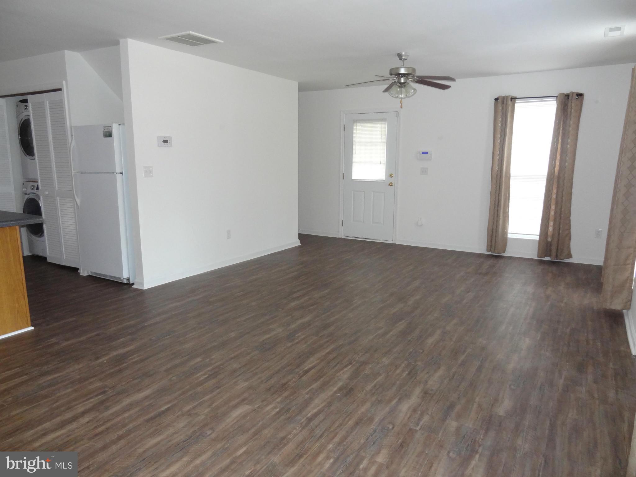 122 Ash Road Louisa, VA 23093 - Photo 4 of 21 Family Room