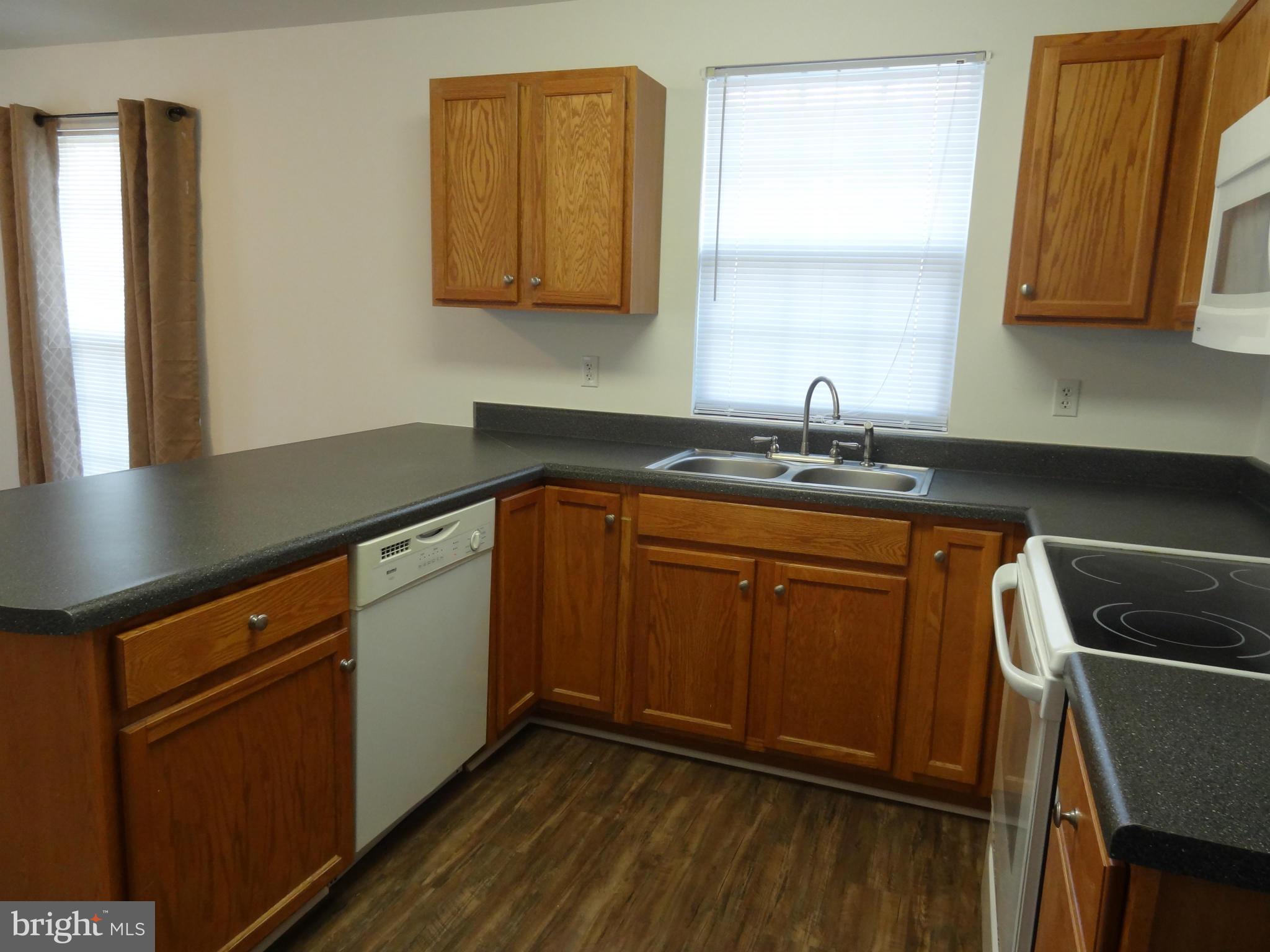 122 Ash Road Louisa, VA 23093 - Photo 5 of 21 Kitchen