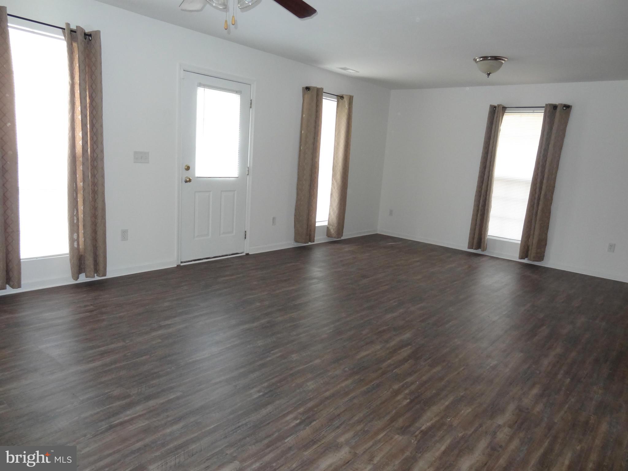 122 Ash Road Louisa, VA 23093 - Photo 9 of 21 Family Room