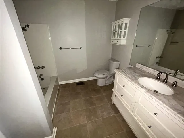 $279,900 | 6174 Lower Dixie Lake Road, Union City, GA 30291