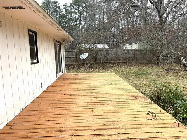 $279,900 | 6174 Lower Dixie Lake Road, Union City, GA 30291