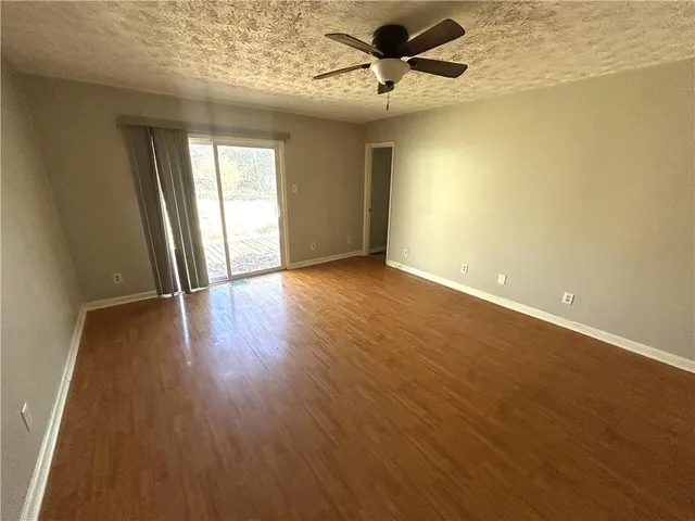 $279,900 | 6174 Lower Dixie Lake Road, Union City, GA 30291