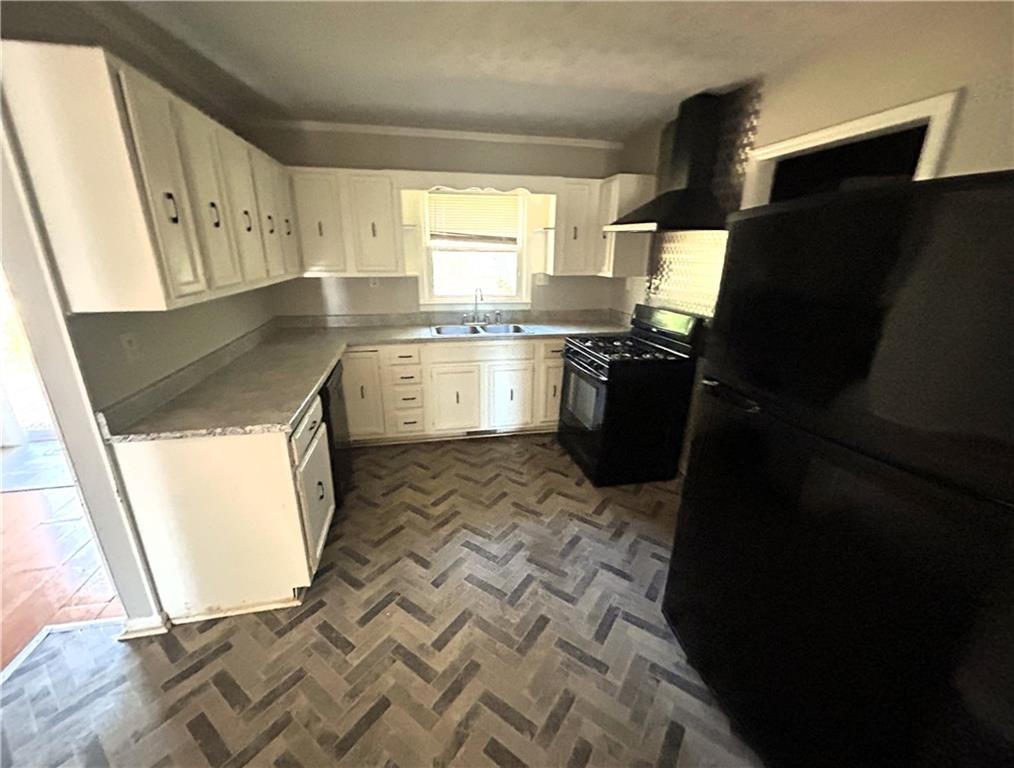 6174 Lower Dixie Lake Road Union City, GA 30291 - Photo 4 of 20