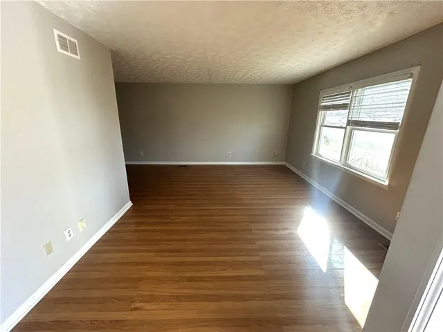 $279,900 | 6174 Lower Dixie Lake Road, Union City, GA 30291