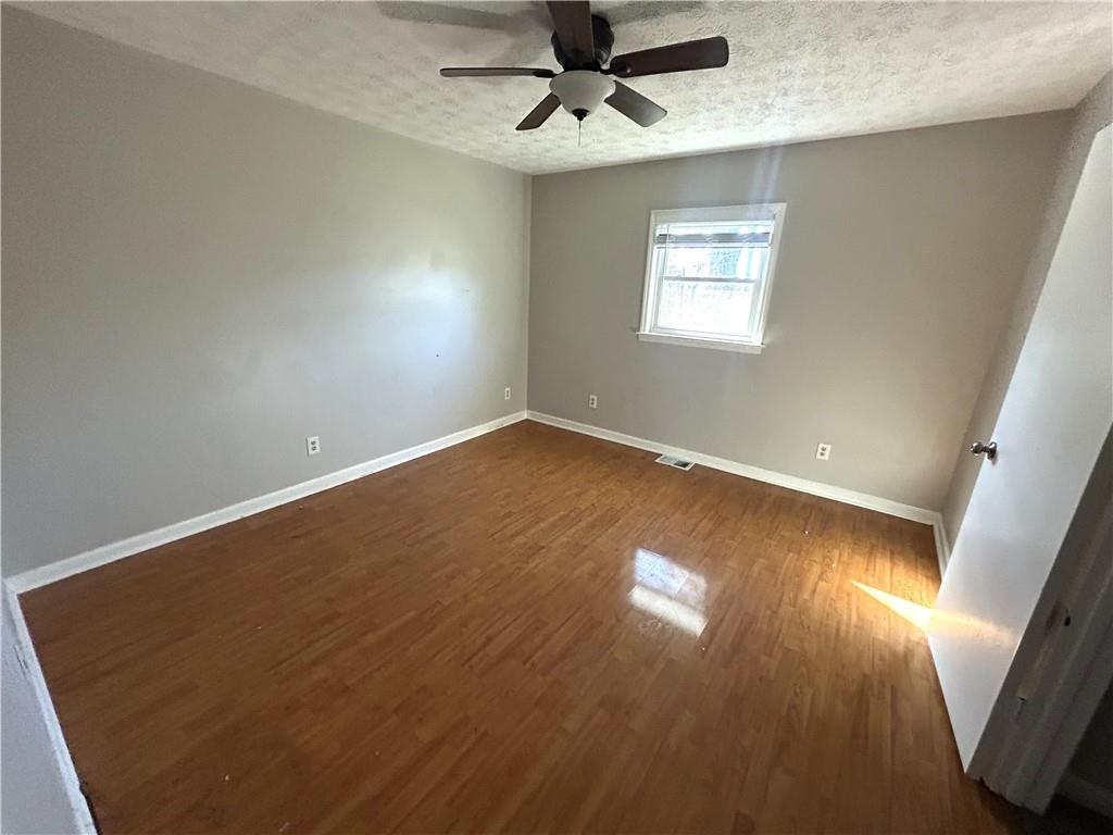 6174 Lower Dixie Lake Road Union City, GA 30291 - Photo 8 of 20