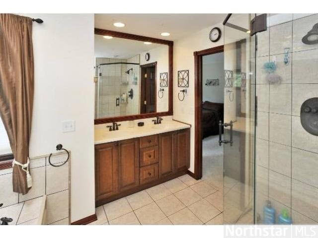 2348 Ford Road Minnetonka, MN 55305 - Photo 8 of 14