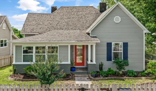 $355,000 | 508 Cedar Avenue, Knoxville, TN 37917