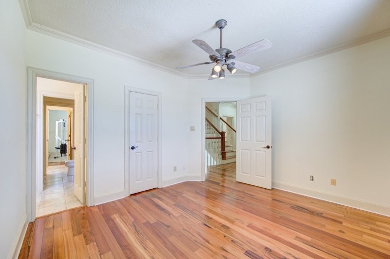 122 Vieux Carre Drive Houston, TX 77009 - Photo 24 of 47 a view of empty room with wooden floor