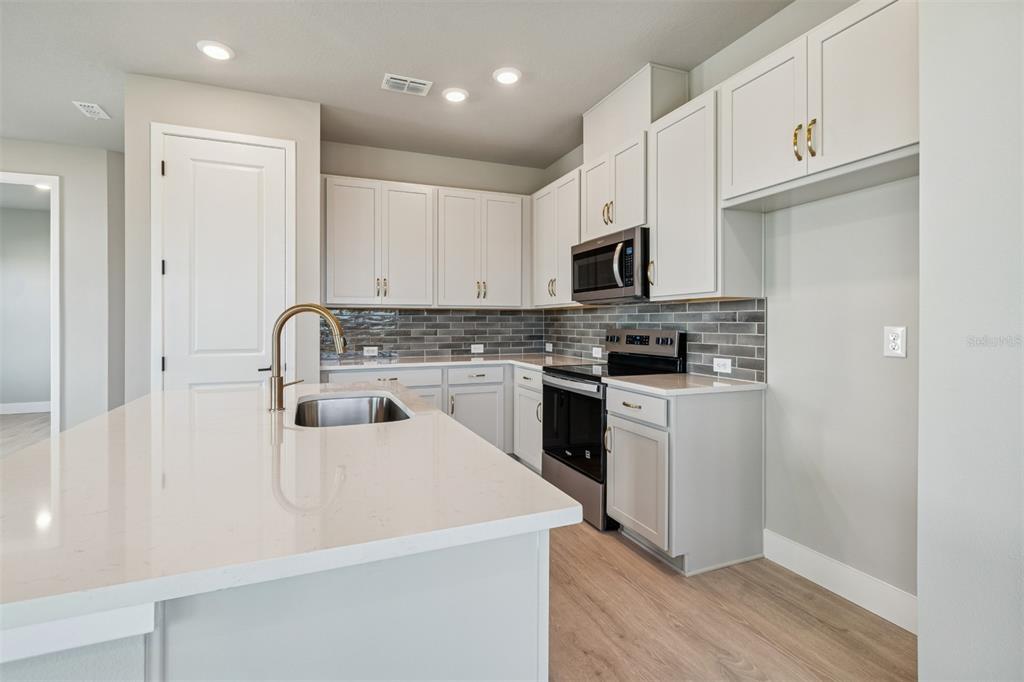 11734 Full Moon Loop Parrish, FL 34219 - Photo 11 of 53