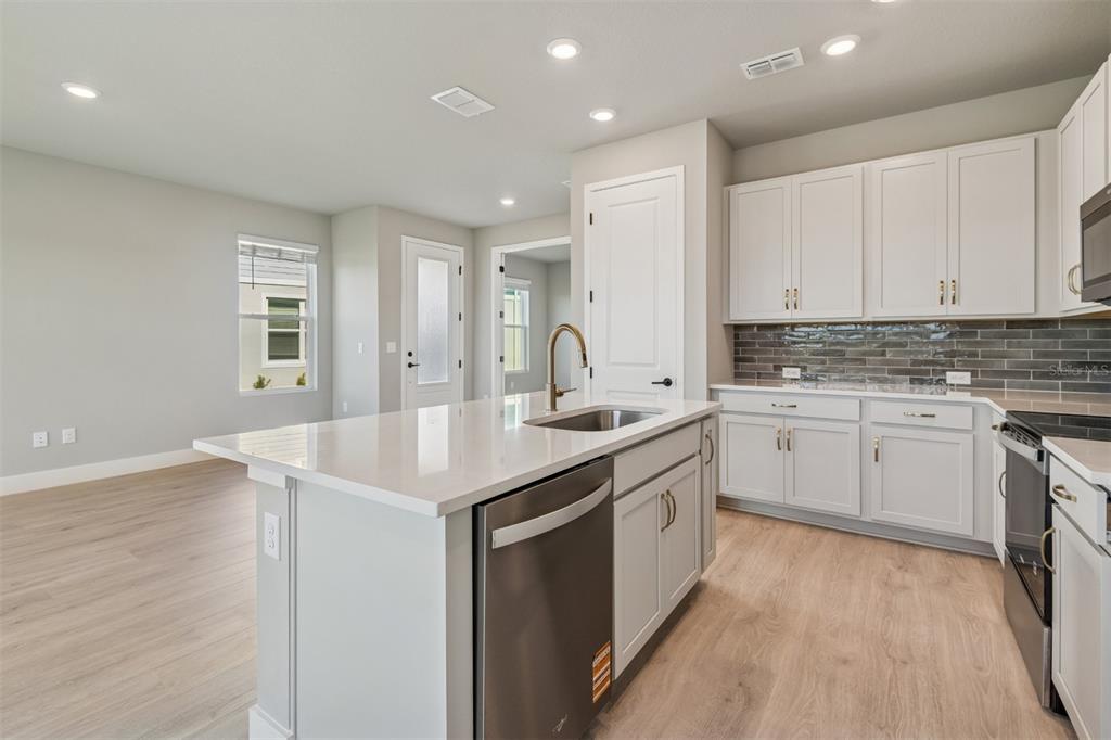 11734 Full Moon Loop Parrish, FL 34219 - Photo 10 of 53