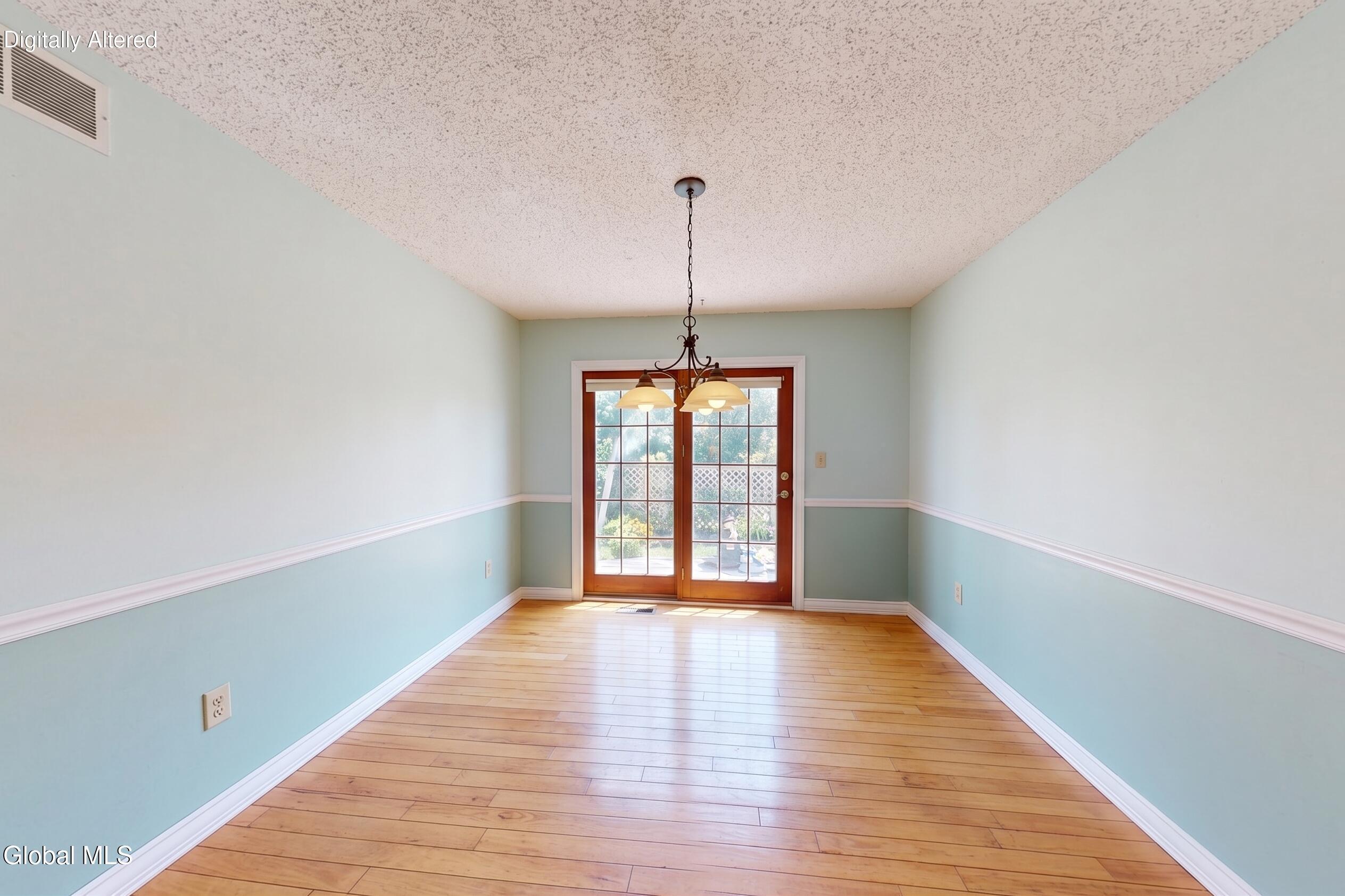 241 Van Aernem Road Malta, NY 12020 - Photo 16 of 39 Dining room