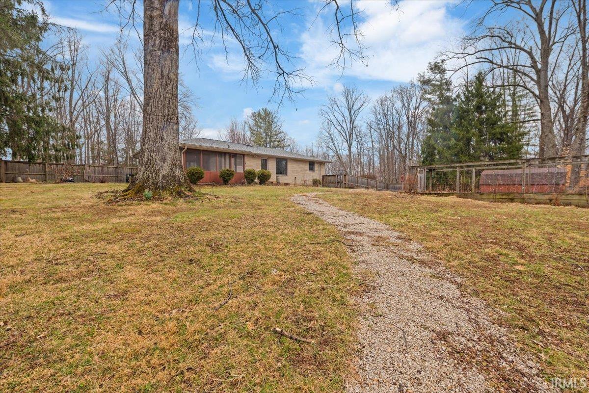 4920 East Ridgewood Drive Bloomington, IN 47401 - Photo 27 of 35