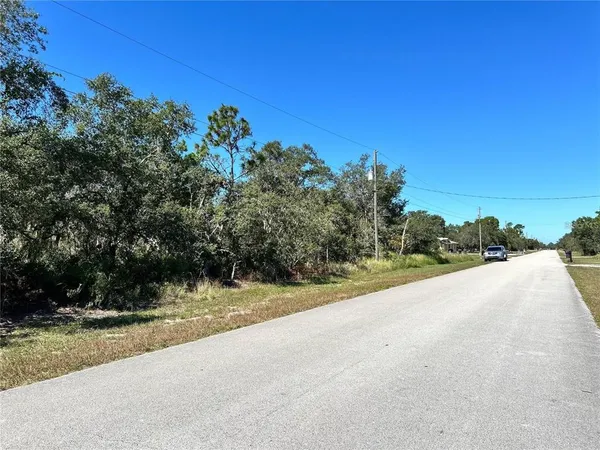 $85,500 | Woodstork Way, Frostproof, FL 33843
