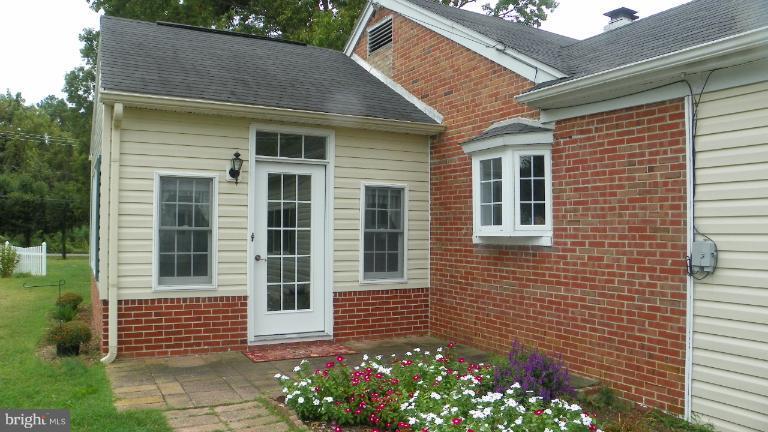 301 Sandy Hill Road Cambridge, MD 21613 - Photo 2 of 28 Exterior (General)