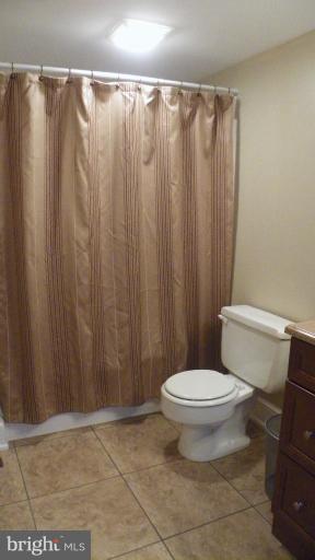 301 Sandy Hill Road Cambridge, MD 21613 - Photo 15 of 28 Bath (Master)