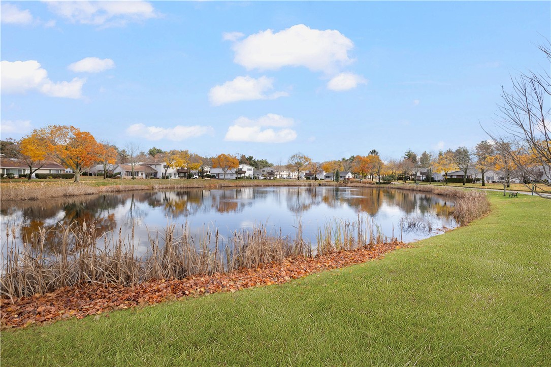 82 Fox Ridge Crescent Warwick, RI 02886 - Photo 25 of 36 Gallery Image 25