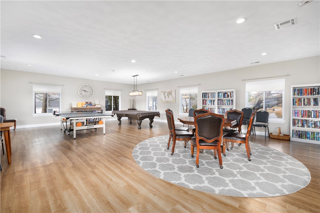 82 Fox Ridge Crescent Warwick, RI 02886 - Photo 30 of 36 Gallery Image 30