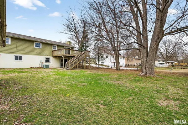 $219,000 | 15314 North Von Achen Drive, Chillicothe, IL 61523