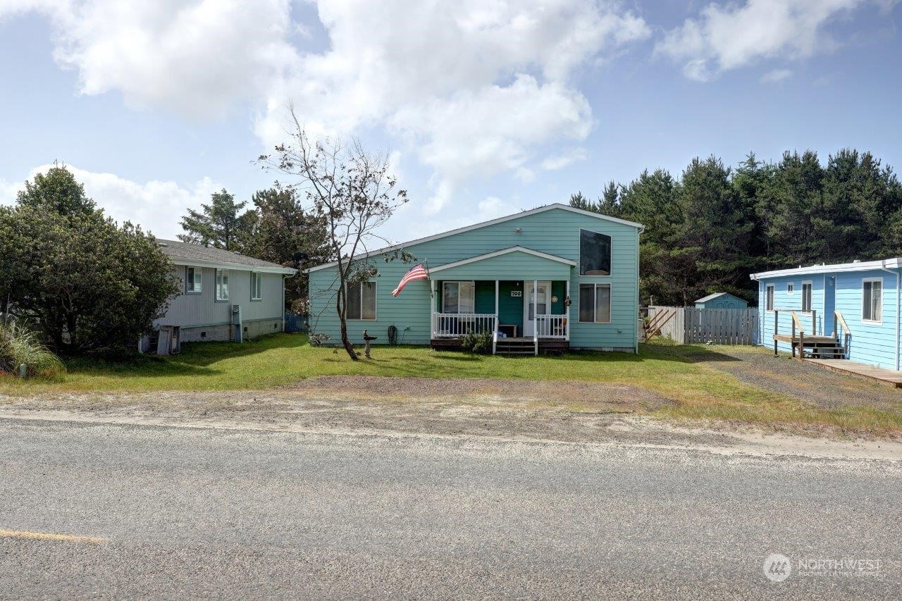 700 Oysterville Road Ocean Park, WA 98640 - Photo 3 of 38 Gallery Image 3