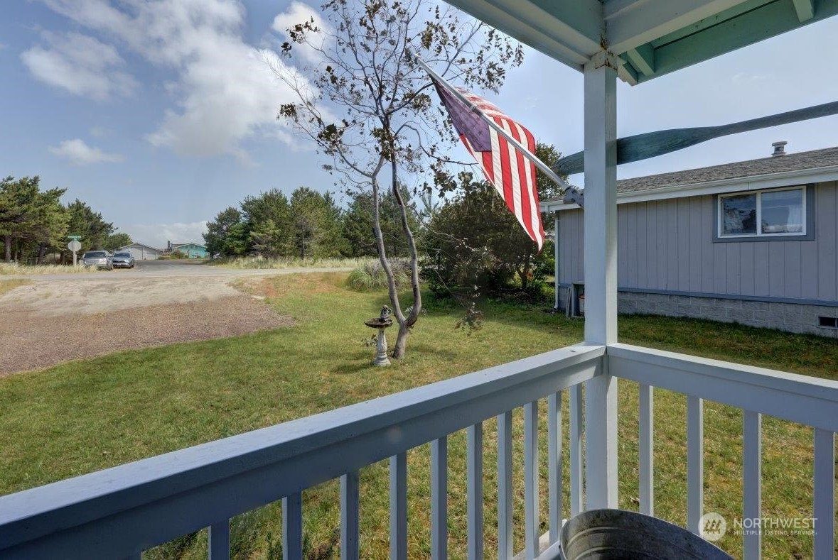 700 Oysterville Road Ocean Park, WA 98640 - Photo 8 of 38 Gallery Image 8