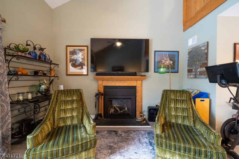 44 Sparrow Circle Newton, NJ 07860 - Photo 8 of 24