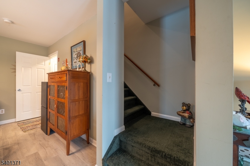 44 Sparrow Circle Newton, NJ 07860 - Photo 10 of 24