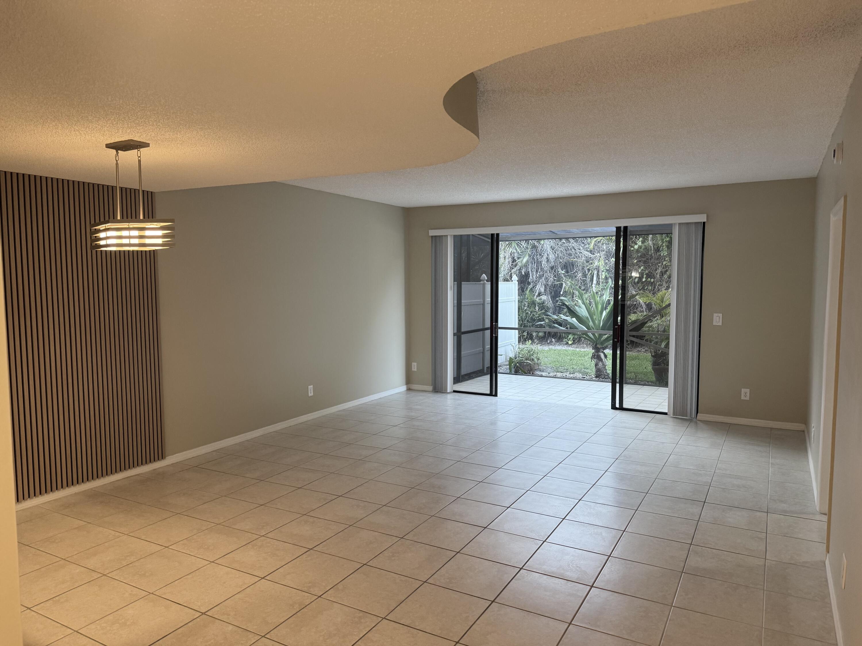 8705 Vía Giula, Unit 4 Boca Raton, FL 33496 - Photo 11 of 20 IMG_8159