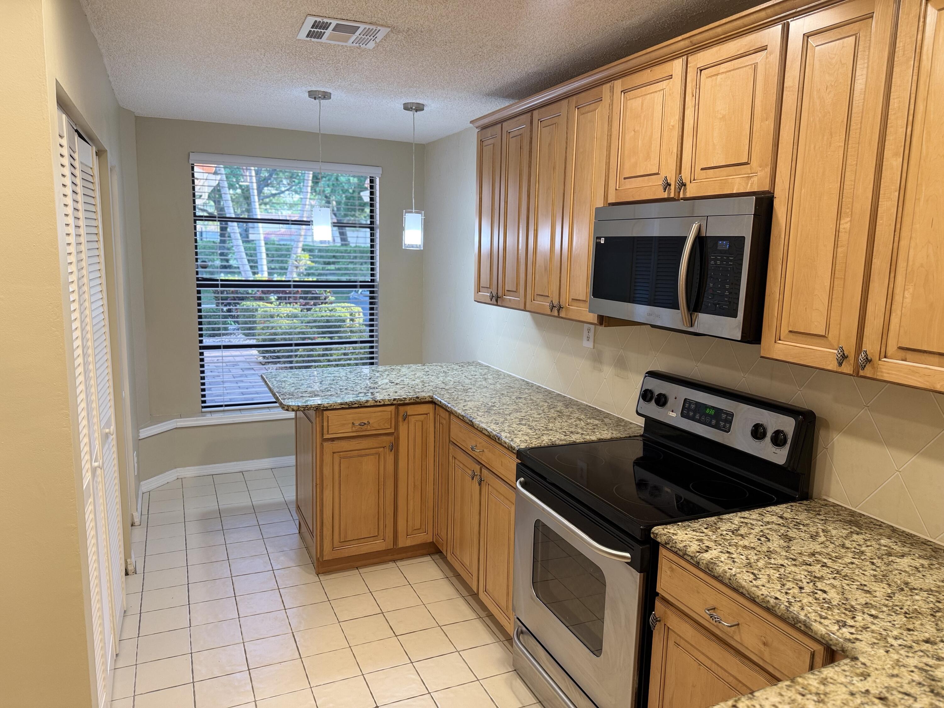 8705 Vía Giula, Unit 4 Boca Raton, FL 33496 - Photo 13 of 20 IMG_8161