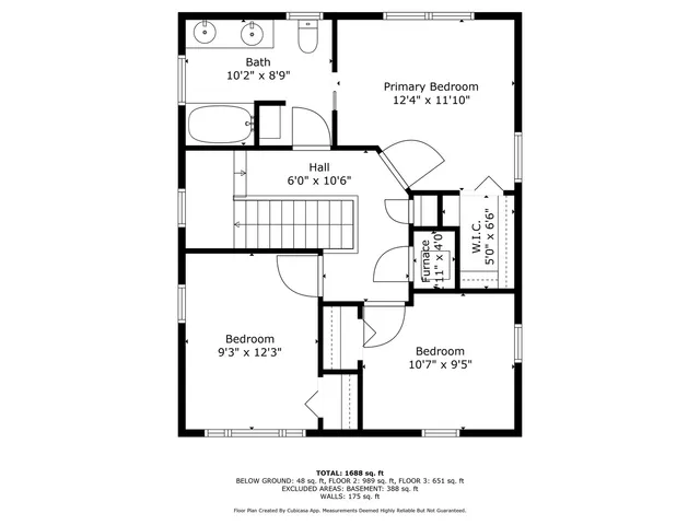 a picture of a wall with a white wall and a painting