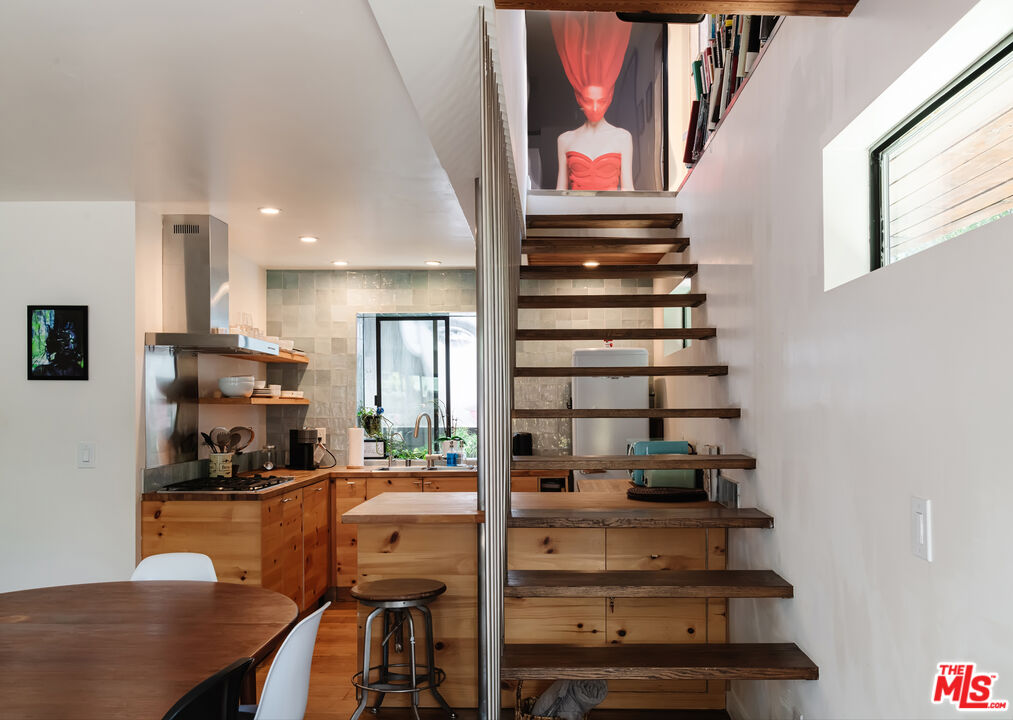 1001 Main Street Venice, CA 90291 - Photo 12 of 65