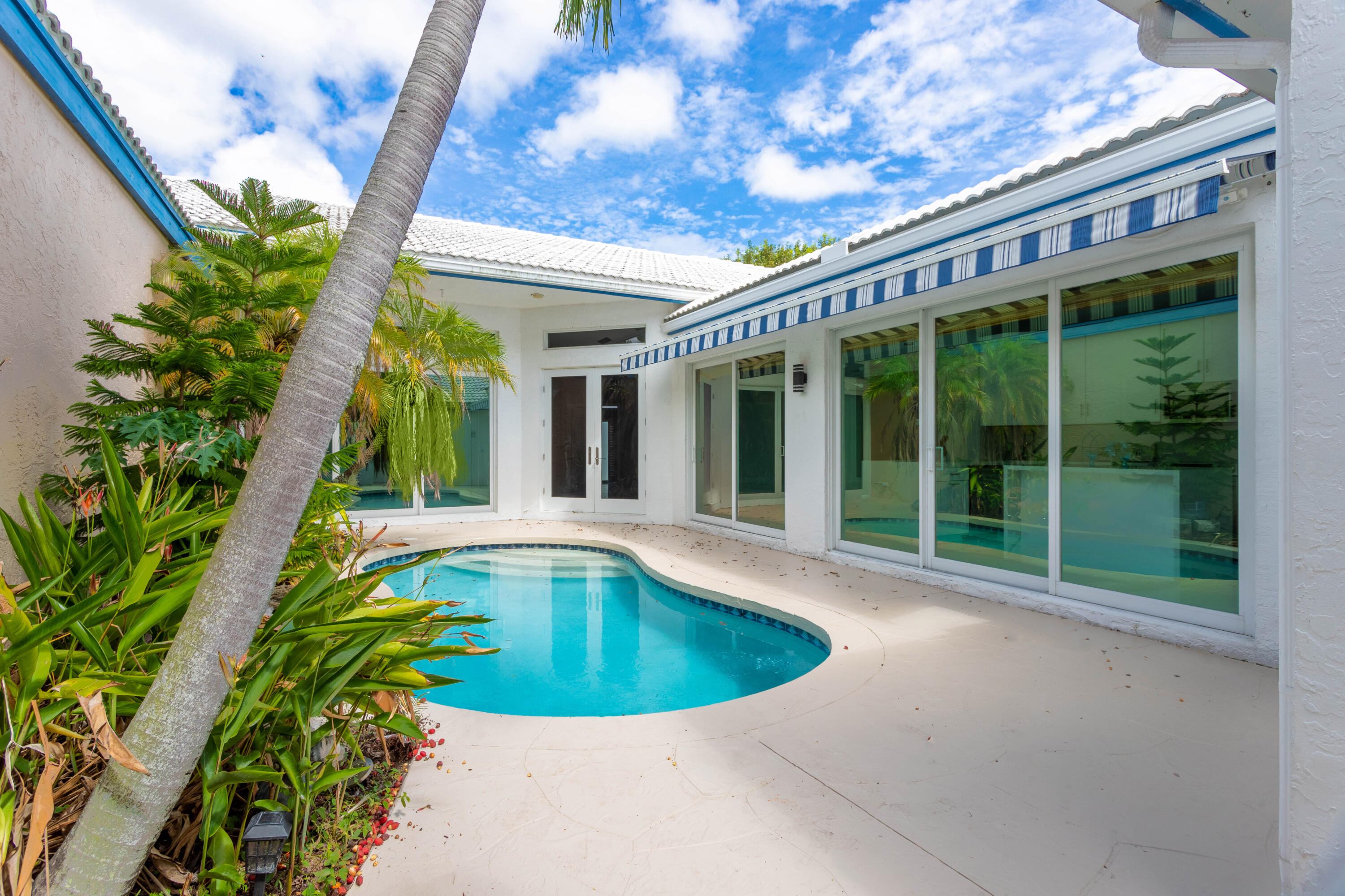 3763 Mykonos Court Boca Raton, FL 33487 - Photo 4 of 62 IMG_9653-HDR