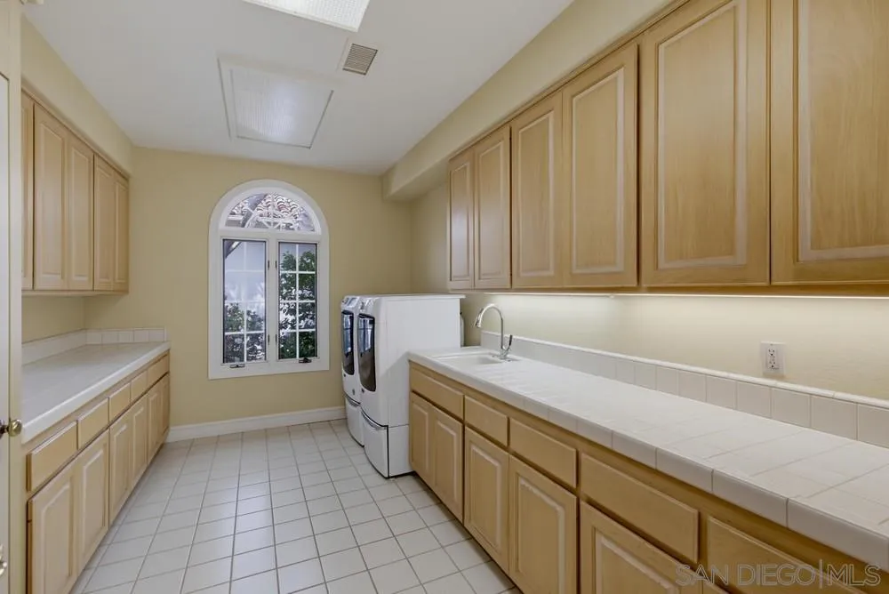 18103 Via Ascenso Rancho Santa Fe, CA 92067 - Photo 42 of 71