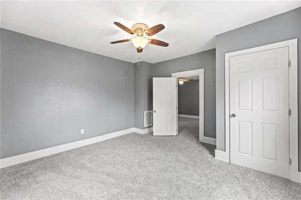 $247,500 | 304 East Shawnee Street, Paola, KS 66071