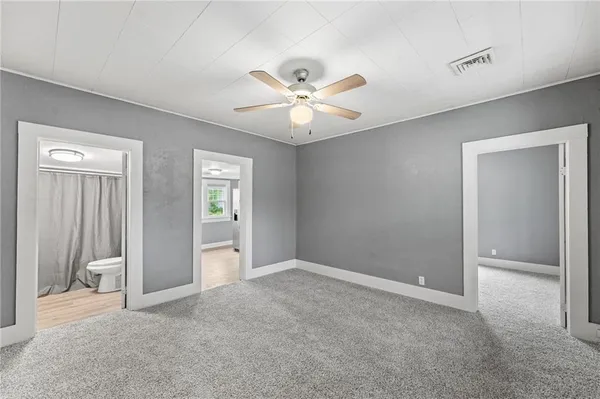 $247,500 | 304 East Shawnee Street, Paola, KS 66071