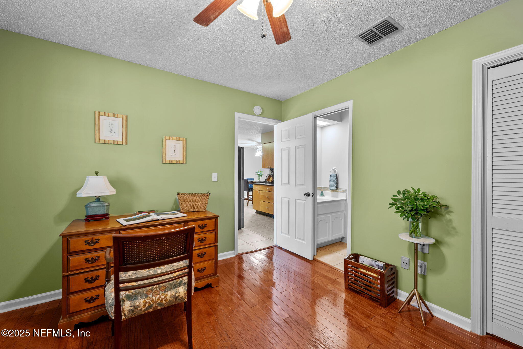 3046 Nautilus Road Middleburg, FL 32068 - Photo 27 of 49 4th bedroom with half bath
